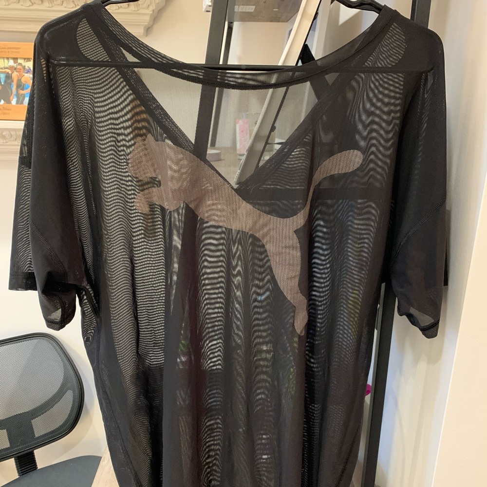 Sheer puma workout top